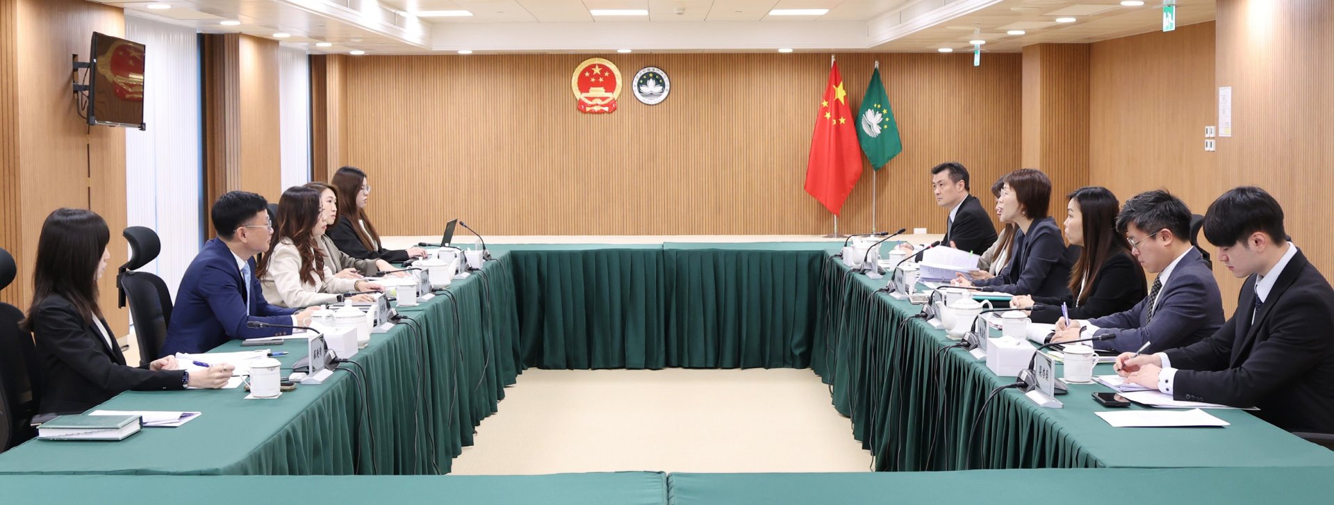 2026.05.29_檢察長辦公室與警察總局金融情報辦公室舉行工作會議
